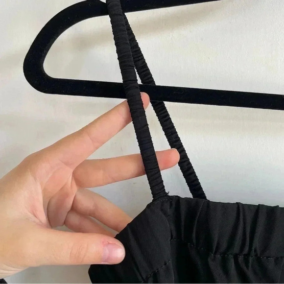 Everlane The Party of One Jumpsuit Black Elastic Sleeveless Romper Pocket Medium - Picture 7 of 13